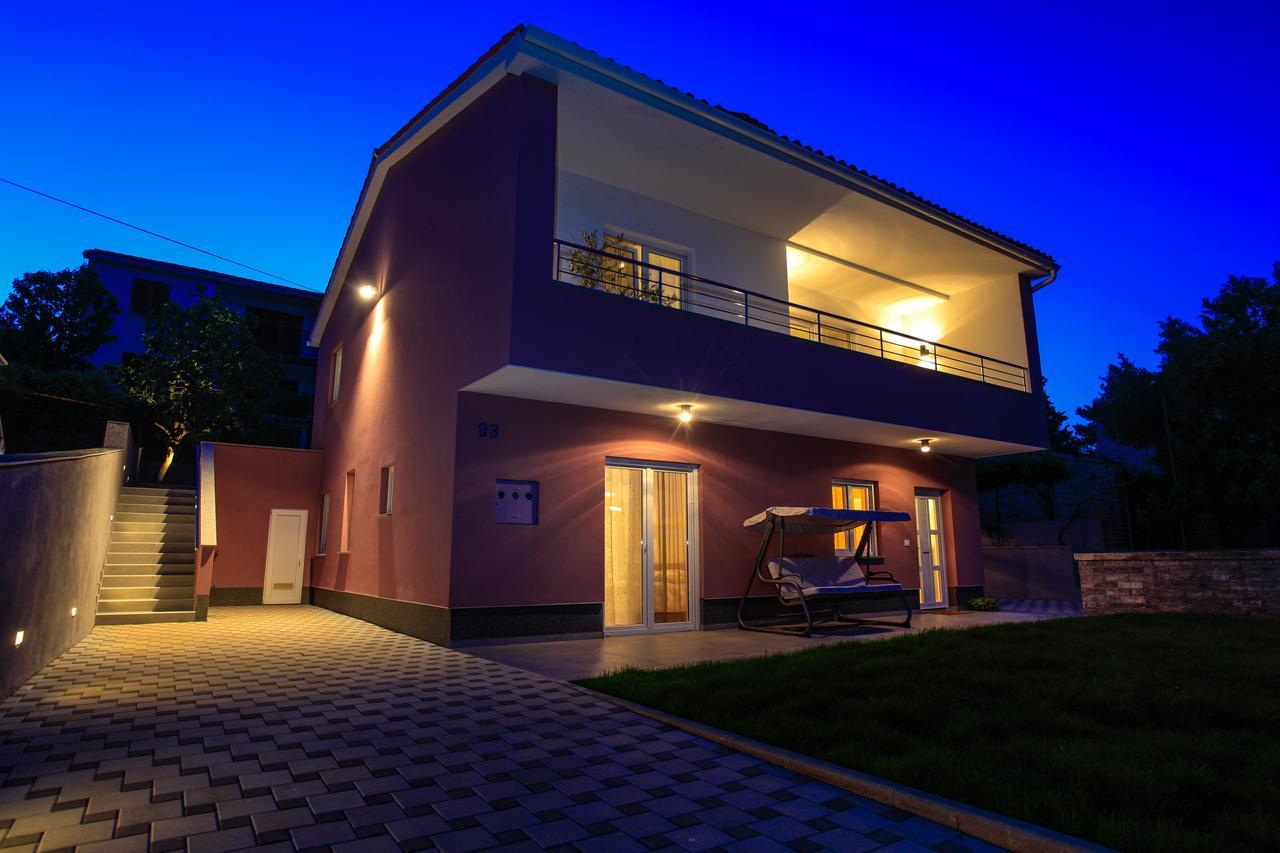 Apartments Fiora เปรมันตูรา ภายนอก รูปภาพ